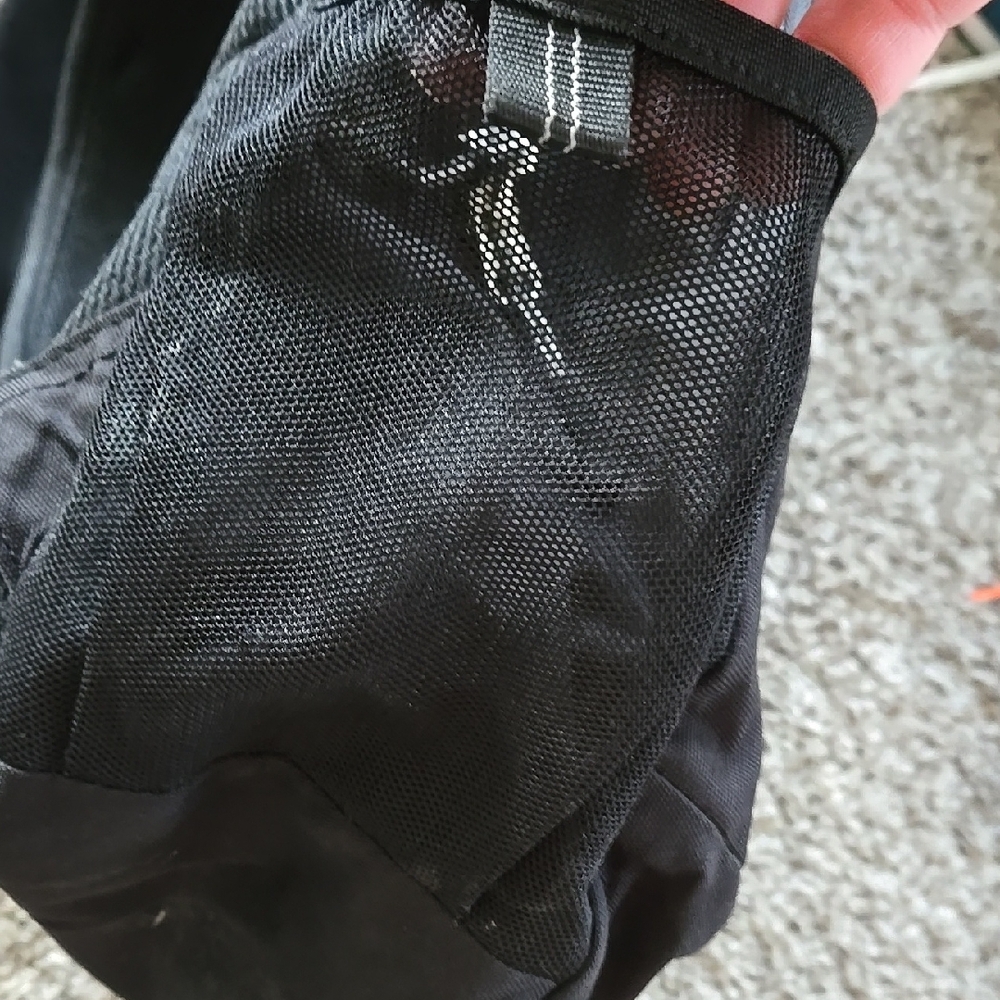 Cascade Mountain Tech Black Backpack - image 4